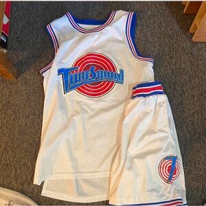 Lola bunny jersey outfit!!